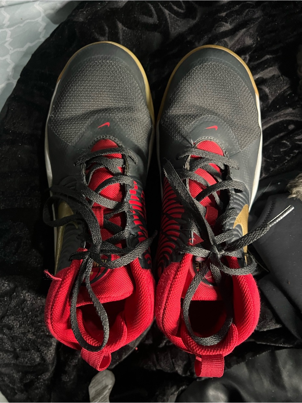 Nike Team Hustle D9 GS Youth
